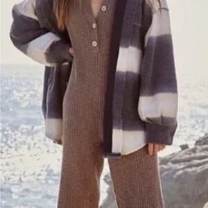 Free People Elegant Brown Ribbed Romber